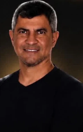 Dr. Bruno Castro